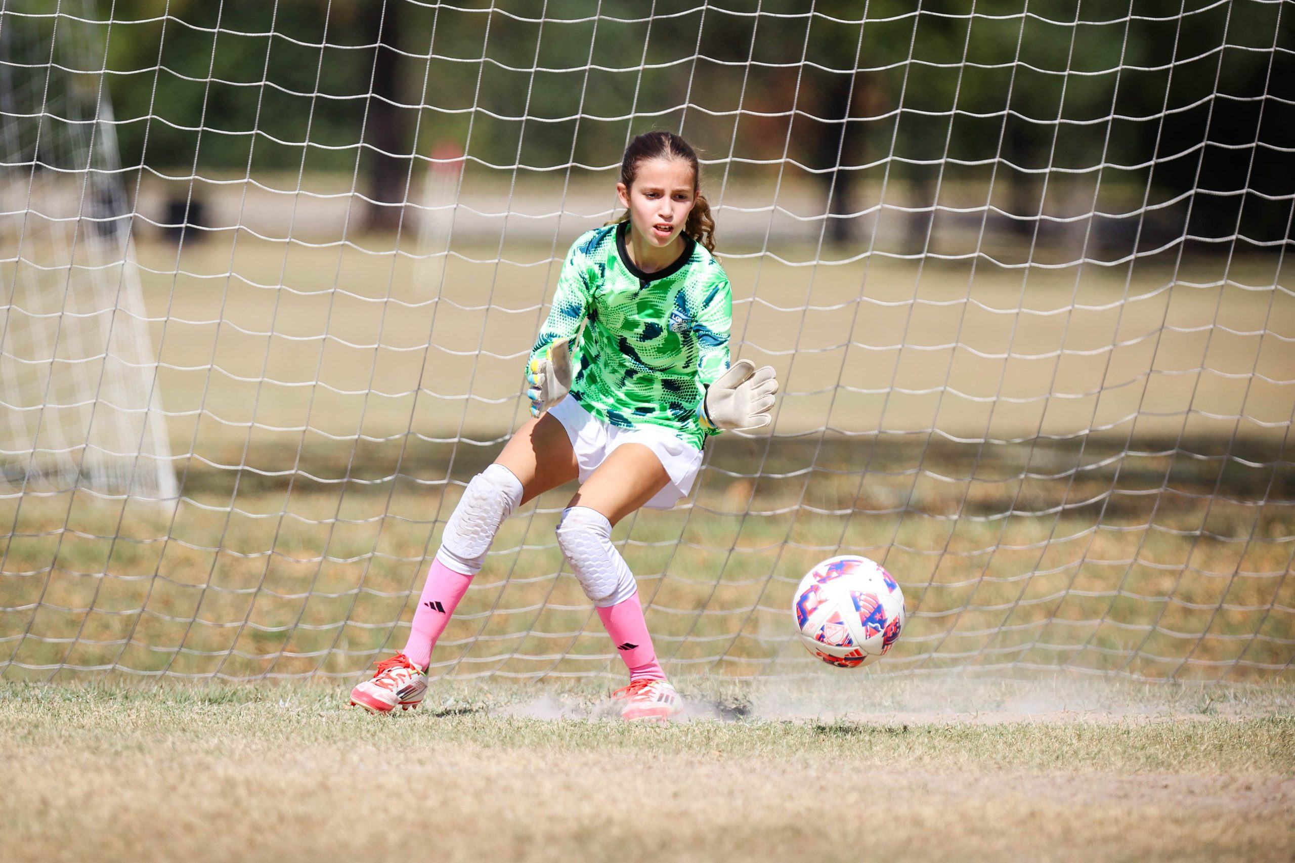 Girl goalkeeper ready